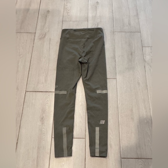 CEP - The Run Tights from CEP. Small. Olive - Picture 10 of 15